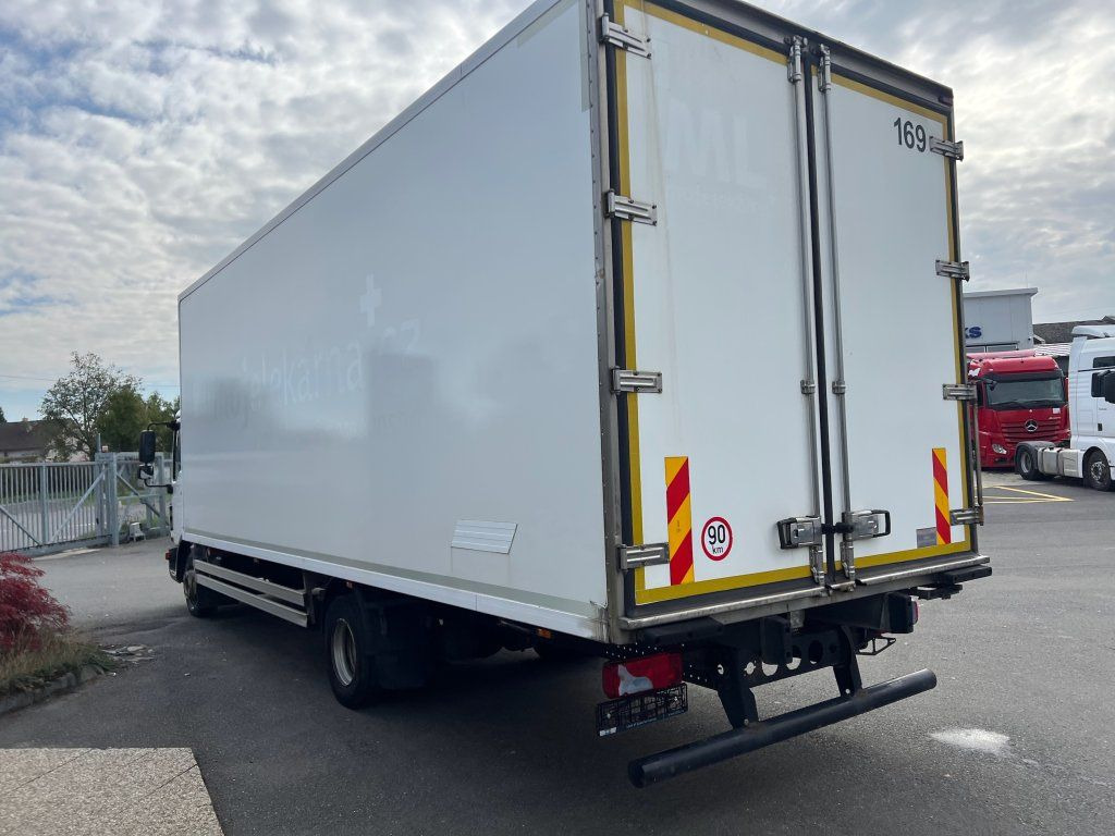 MAN TGL12.220 EURO 6 Carrier Xarios 600 - Caminhão frigorífico: foto 5 MAN TGL12.220 EURO 6 Carrier Xarios 600 - Caminhão frigorífico: foto 5