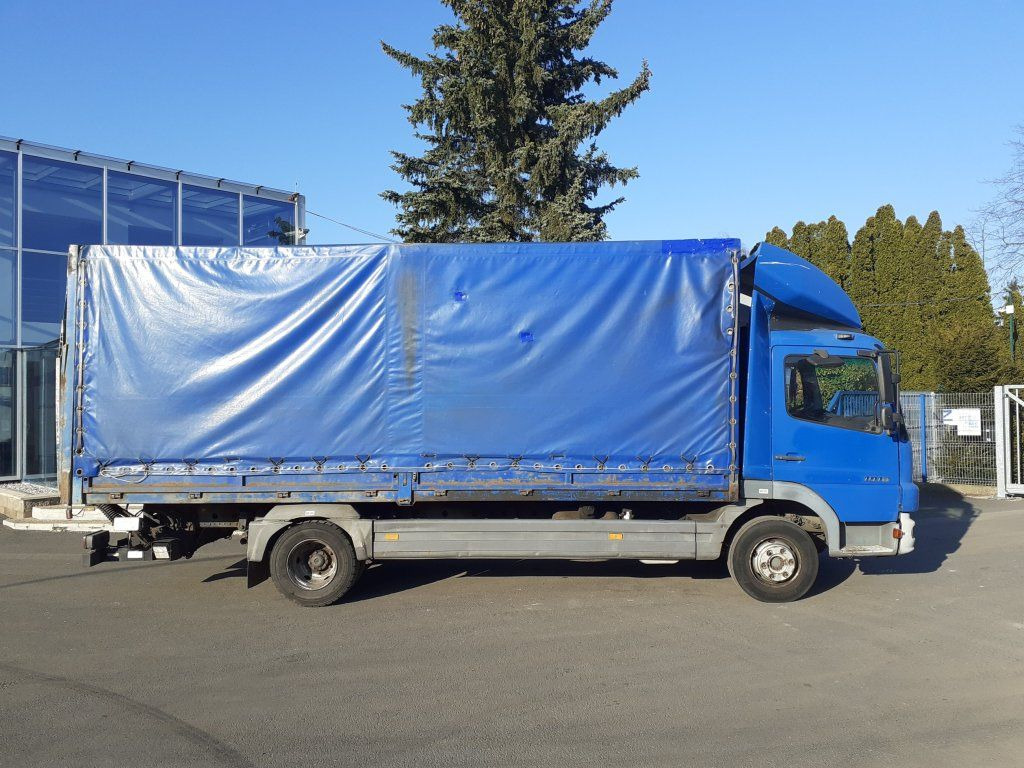 Mercedes-Benz 1018 Atego EURO 3 - Caminhão com lona: foto 4 Mercedes-Benz 1018 Atego EURO 3 - Caminhão com lona: foto 4