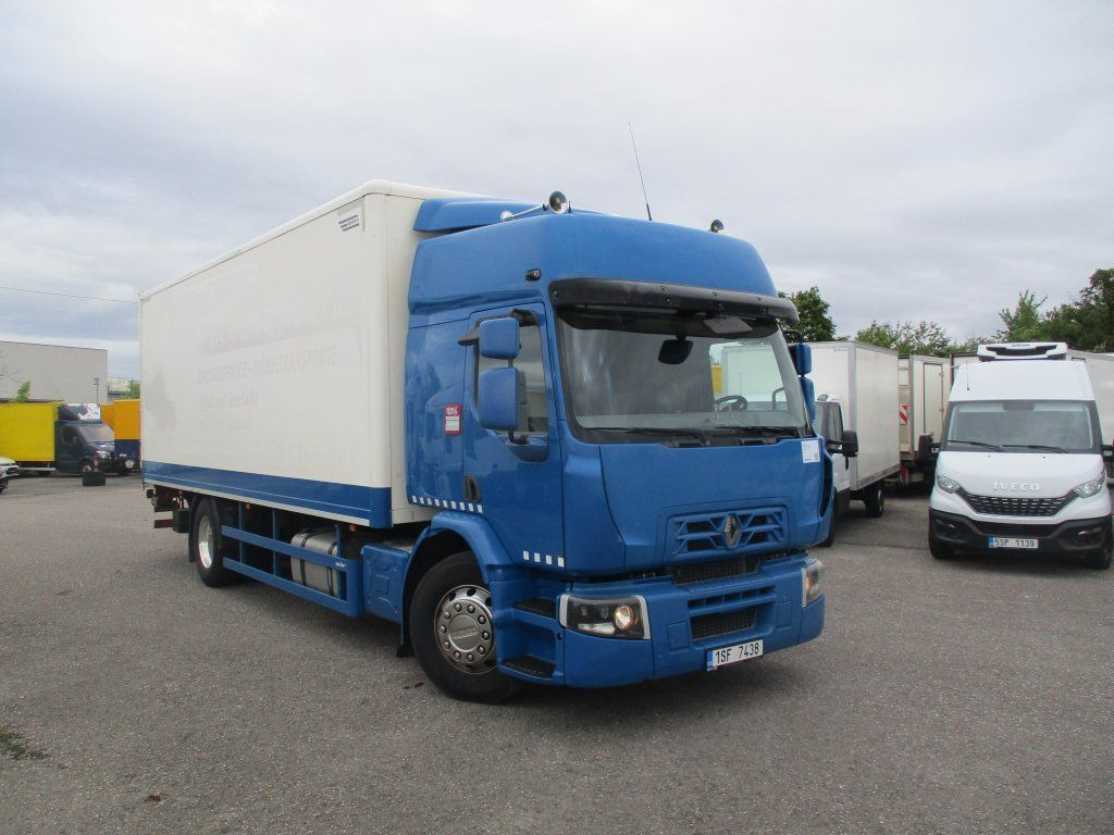 Renault D18, 320 - Caminhão furgão: foto 2 Renault D18, 320 - Caminhão furgão: foto 2