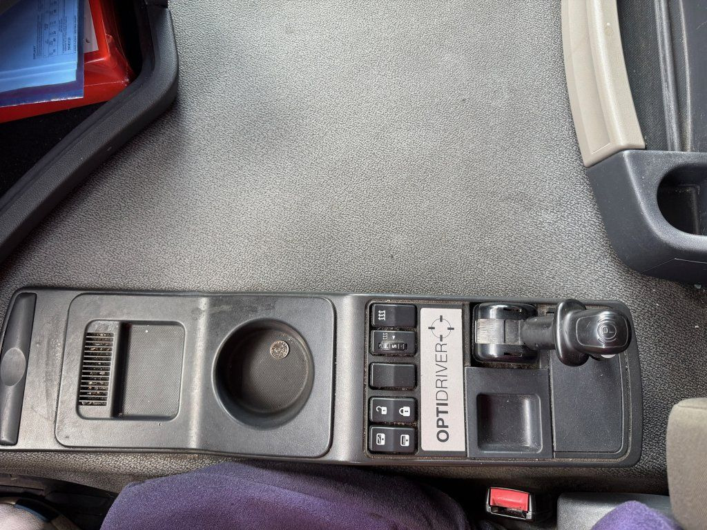 Caminhão frigorífico Renault Premium 460: foto 15