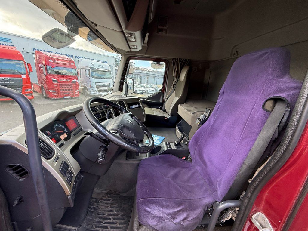 Caminhão frigorífico Renault Premium 460: foto 11