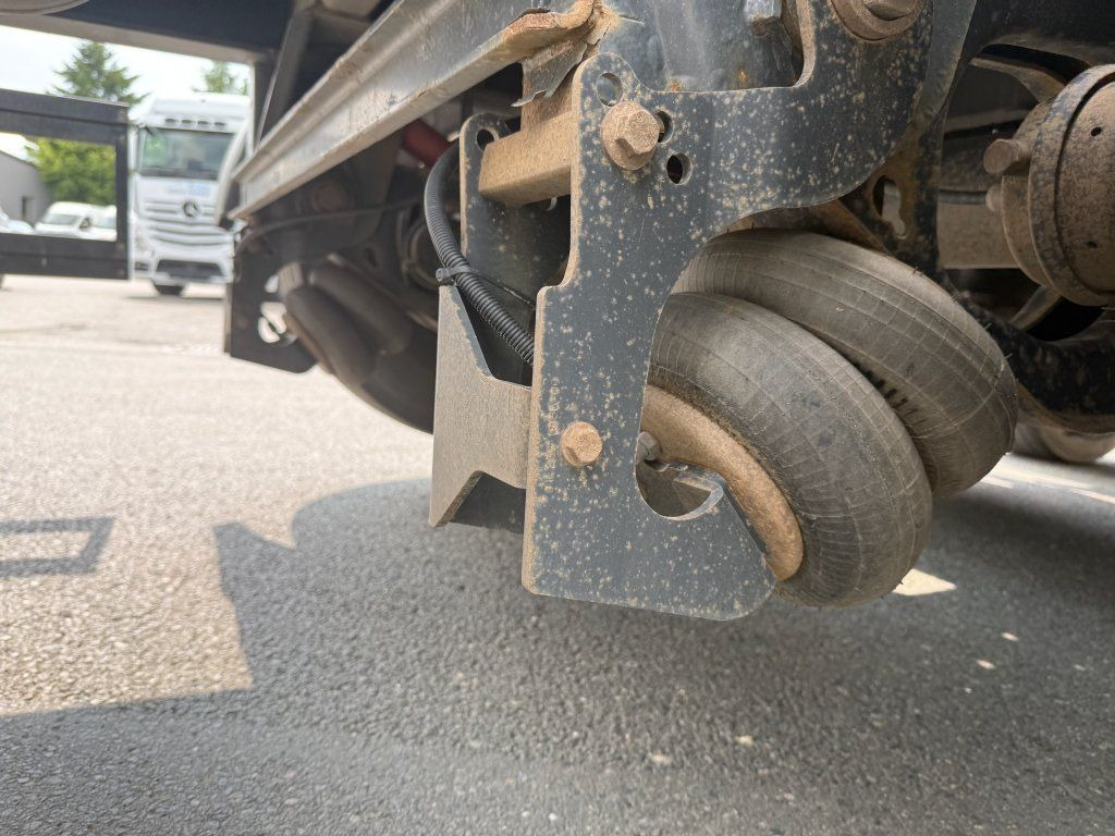 Semi-reboque florestal Schwarzmüller RSA: foto 8