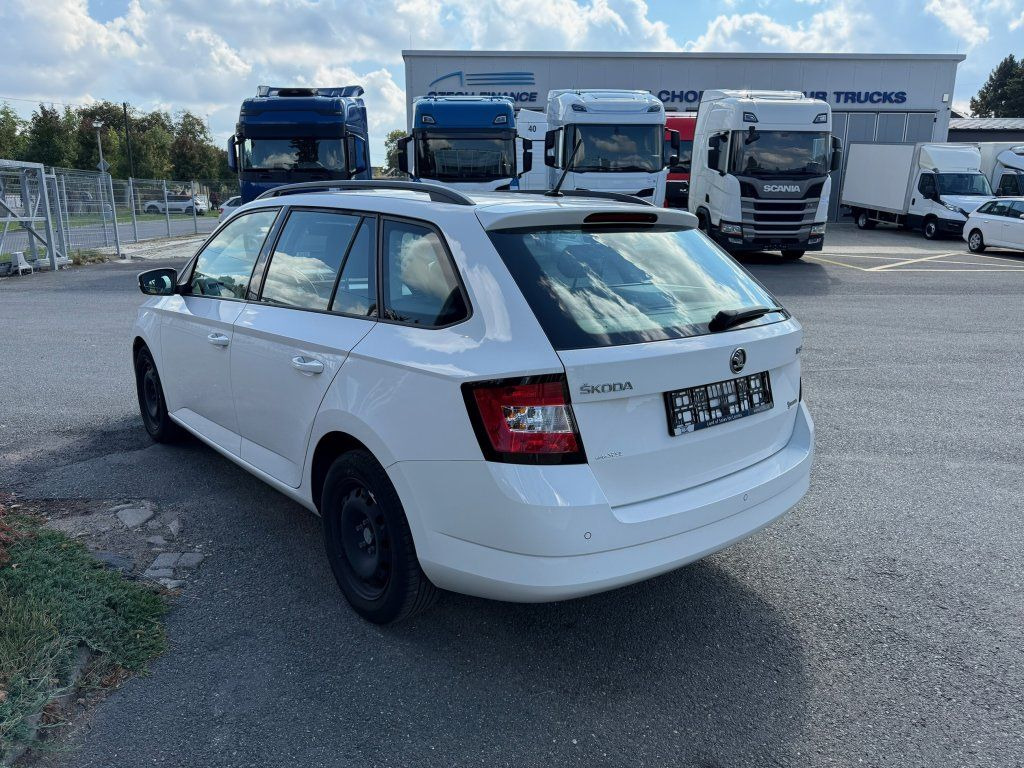 Skoda 1,4TDi kombi - Carro perua: foto 5 Skoda 1,4TDi kombi - Carro perua: foto 5