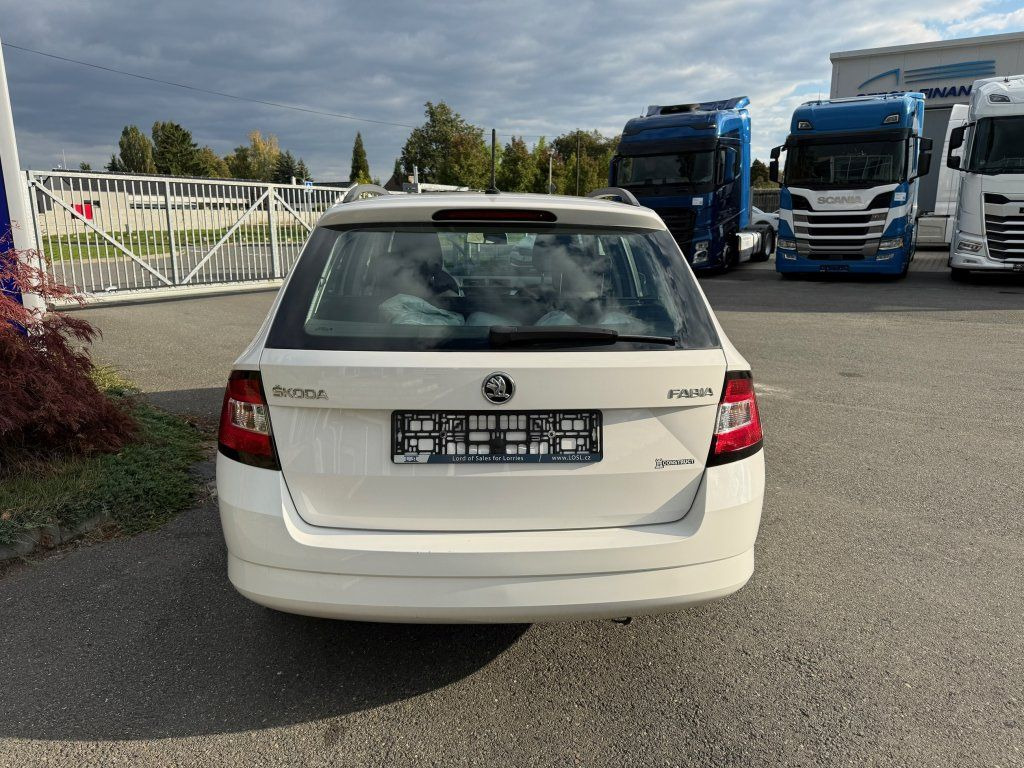 Skoda 1,4TDi kombi - Carro perua: foto 5 Skoda 1,4TDi kombi - Carro perua: foto 5