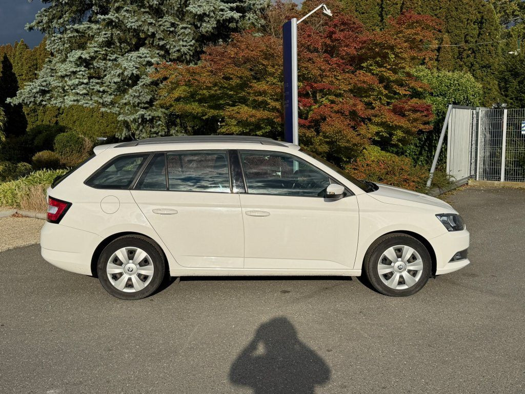 Skoda 1,4TDi kombi - Carro perua: foto 3 Skoda 1,4TDi kombi - Carro perua: foto 3