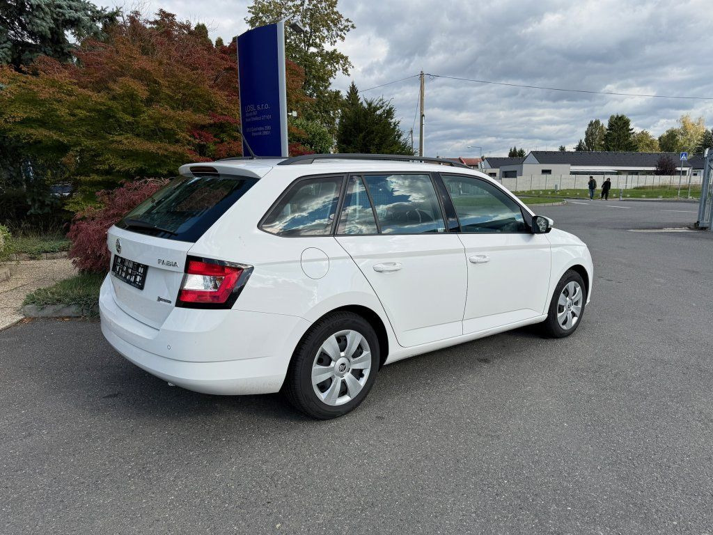 Skoda 1,4TDi kombi - Carro perua: foto 4 Skoda 1,4TDi kombi - Carro perua: foto 4