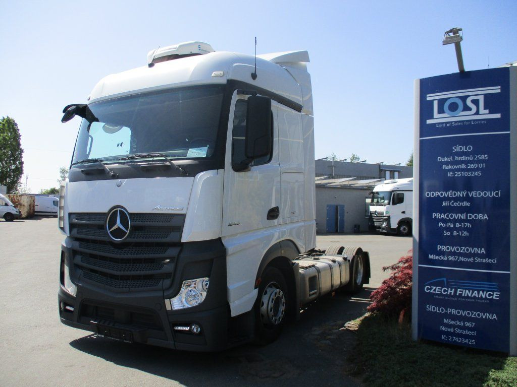 Mercedes-Benz 1845 Actros EURO 6 MEGA/lowdeck - Tractor: foto 1 Mercedes-Benz 1845 Actros EURO 6 MEGA/lowdeck - Tractor: foto 1