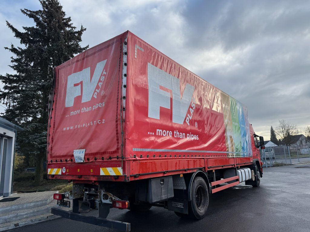 Volvo FM260 EURO 3 - Caminhão com lona: foto 4 Volvo FM260 EURO 3 - Caminhão com lona: foto 4