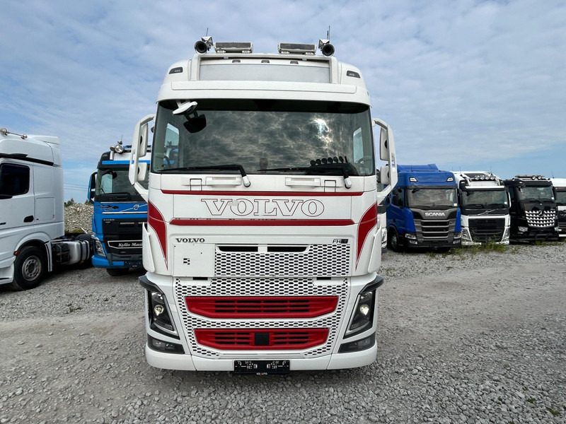 Volvo FH 16 750 6x2 | HIDASTIN | HYDRAULIIKKA | ADR | GLOBE XL | TULOSSA - Tractor: foto 2 Volvo FH 16 750 6x2 | HIDASTIN | HYDRAULIIKKA | ADR | GLOBE XL | TULOSSA - Tractor: foto 2