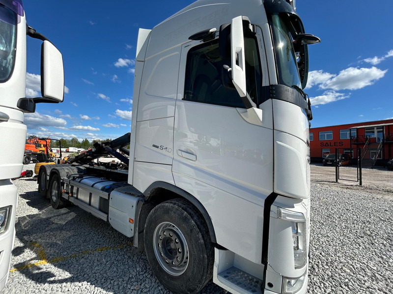 Volvo FH 540 | 6x4 | HIAB 21 | NOSTOTELI | TULOSSA - Caminhão polibenne: foto 4 Volvo FH 540 | 6x4 | HIAB 21 | NOSTOTELI | TULOSSA - Caminhão polibenne: foto 4