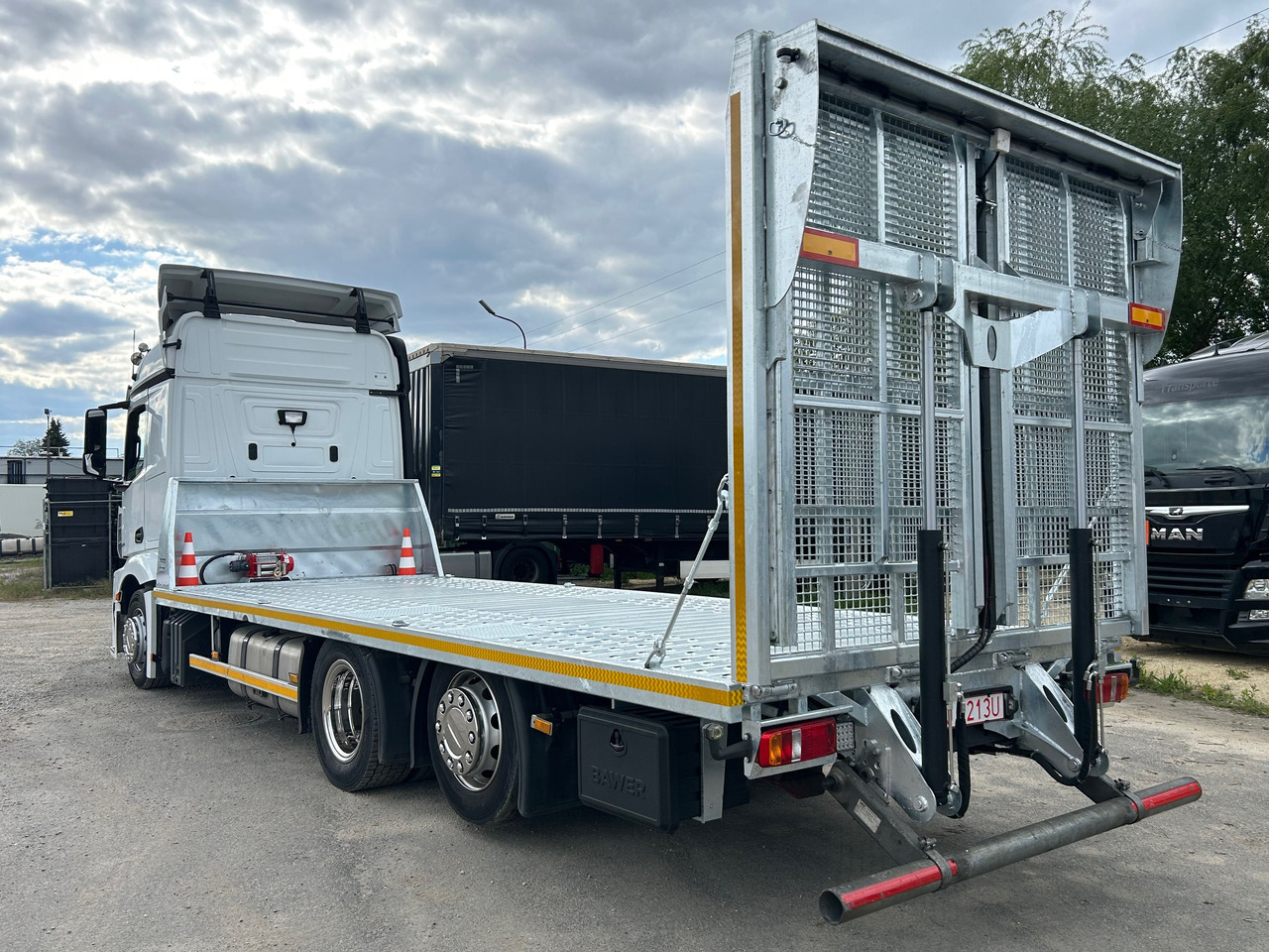 MERCEDES-BENZ Actros 2542 / 2019 / NEW Galvanized tow truck 2025 /9.5m - Caminhão transporte de veículos: foto 3 MERCEDES-BENZ Actros 2542 / 2019 / NEW Galvanized tow truck 2025 /9.5m - Caminhão transporte de veículos: foto 3