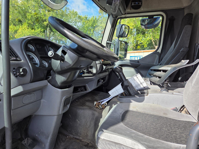 DAF LF55 250 - 19 tons - Caminhão com lona: foto 4 DAF LF55 250 - 19 tons - Caminhão com lona: foto 4