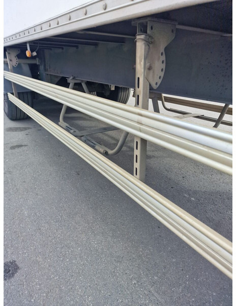 Fruehauf - Semireboque furgão: foto 4 Fruehauf - Semireboque furgão: foto 4