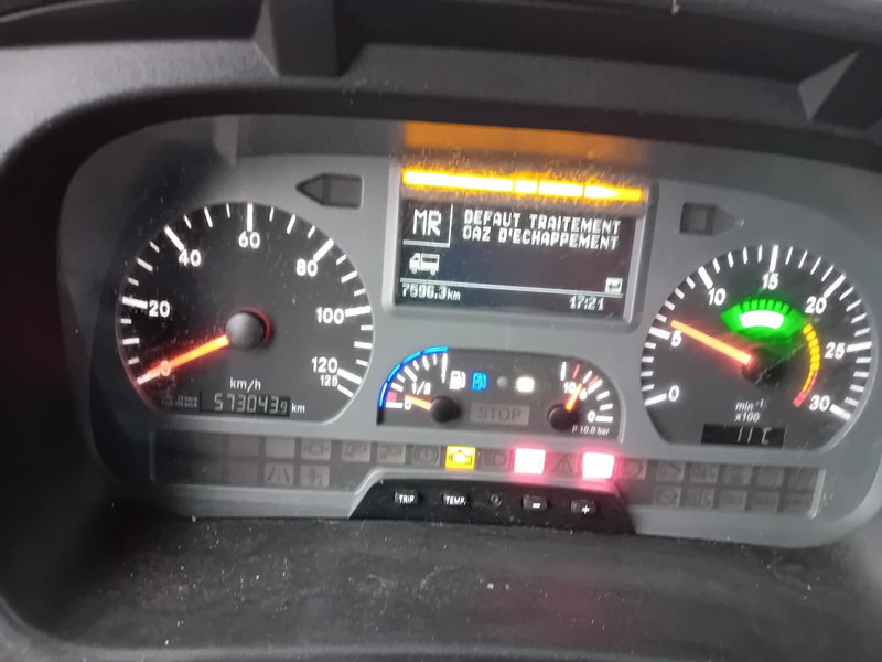 Mercedes-Benz Axor 1833 - Caminhão frigorífico: foto 5 Mercedes-Benz Axor 1833 - Caminhão frigorífico: foto 5