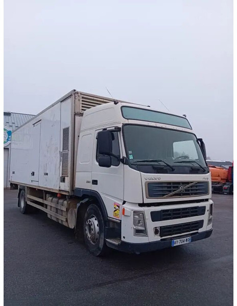 Volvo FM 260 - Caminhão frigorífico: foto 2 Volvo FM 260 - Caminhão frigorífico: foto 2