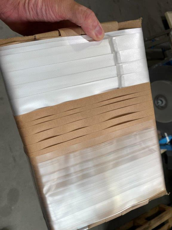 ATS Tanner US-2000 A Ultra-Sonic Banding Machine - Máquina de embalagem: foto 2 ATS Tanner US-2000 A Ultra-Sonic Banding Machine - Máquina de embalagem: foto 2