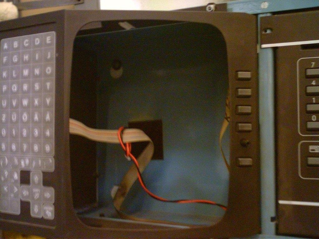 Conversion kit high-speed cutter Wohlenberg from monitor tube chassis system 85/86/90 to LCD chassis - Máquina de corte de papel: foto 3 Conversion kit high-speed cutter Wohlenberg from monitor tube chassis system 85/86/90 to LCD chassis - Máquina de corte de papel: foto 3