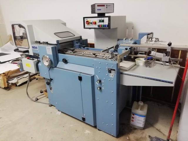 Four pocket folder MBO F 400-4-F SA - Máquina de dobrar papel: foto 1 Four pocket folder MBO F 400-4-F SA - Máquina de dobrar papel: foto 1