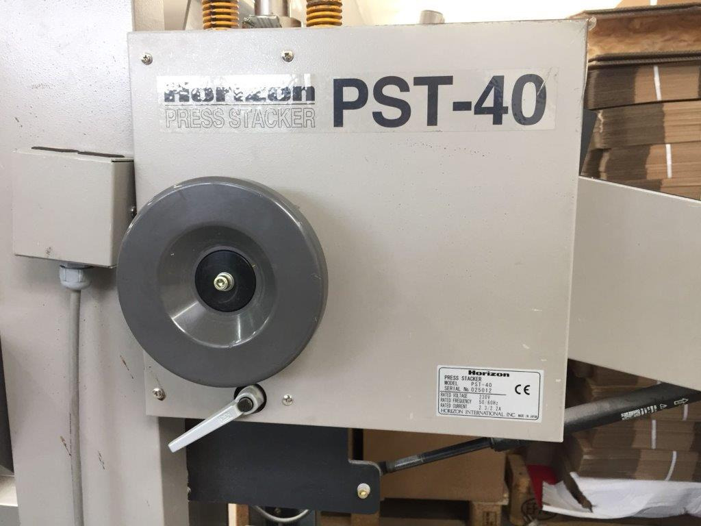 Horizon AFC-546 AKT semi-automatic adjustable combination folder with shingle press delivery Horizon PST-40 - Máquina de dobrar papel: foto 4 Horizon AFC-546 AKT semi-automatic adjustable combination folder with shingle press delivery Horizon PST-40 - Máquina de dobrar papel: foto 4