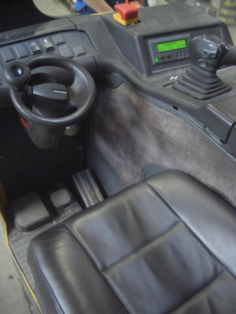 Jungheinrich ETV 214 AC Electric Reach Truck - Empilhador retráctil: foto 5 Jungheinrich ETV 214 AC Electric Reach Truck - Empilhador retráctil: foto 5