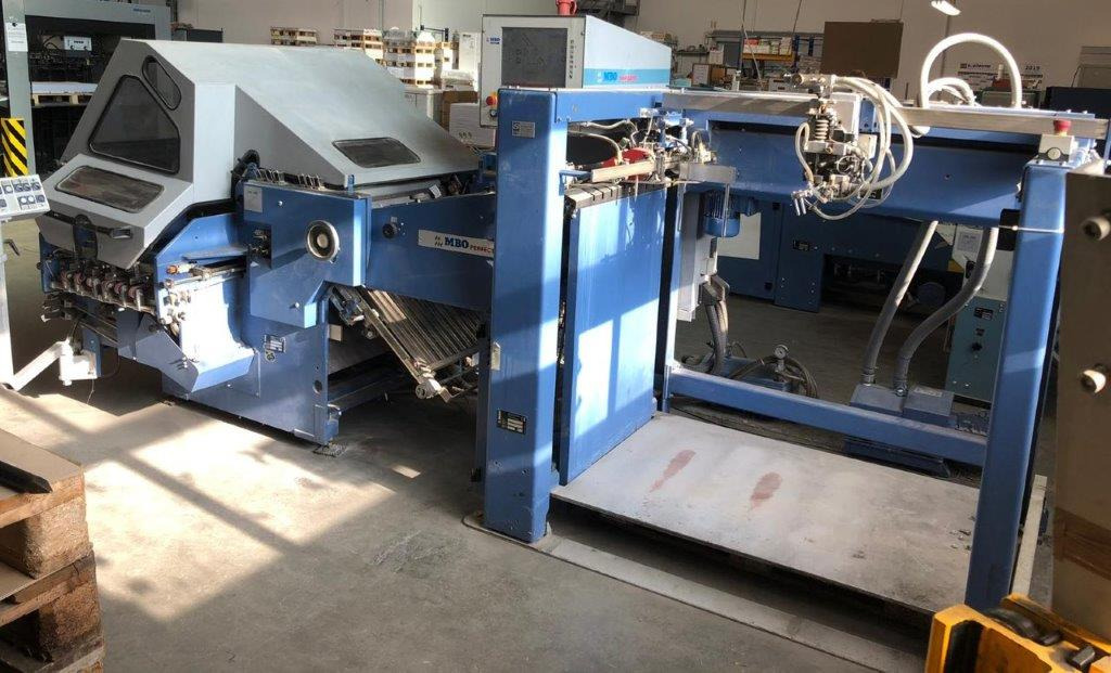 Semi-automatic adjustable combination folding machine MBO K 800.1-SKTL-4-FP from Bj. 2003 - Máquina de dobrar papel: foto 4 Semi-automatic adjustable combination folding machine MBO K 800.1-SKTL-4-FP from Bj. 2003 - Máquina de dobrar papel: foto 4