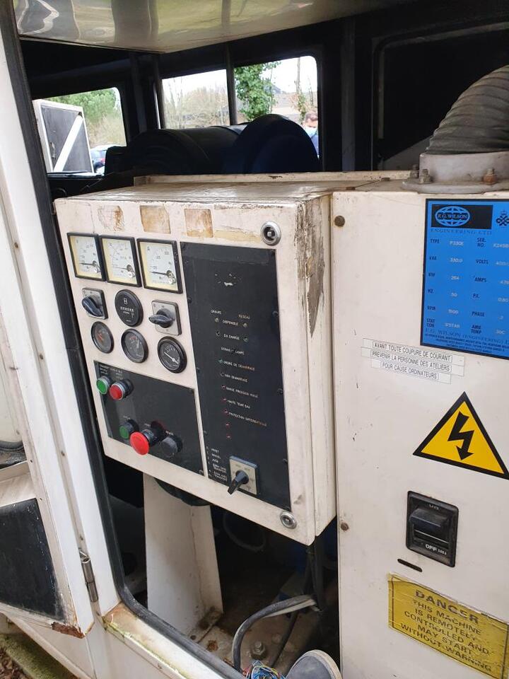Gerador elétrico 330 kVa Fg Wilson Perkins 2006 TWG2: foto 4