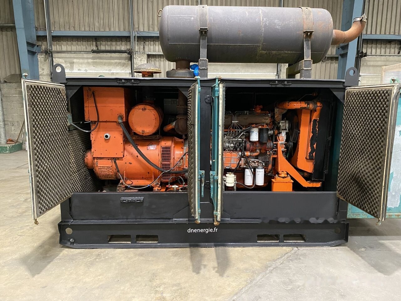 IVECO 250 kVa 8210SRI - Gerador elétrico: foto 2 IVECO 250 kVa 8210SRI - Gerador elétrico: foto 2