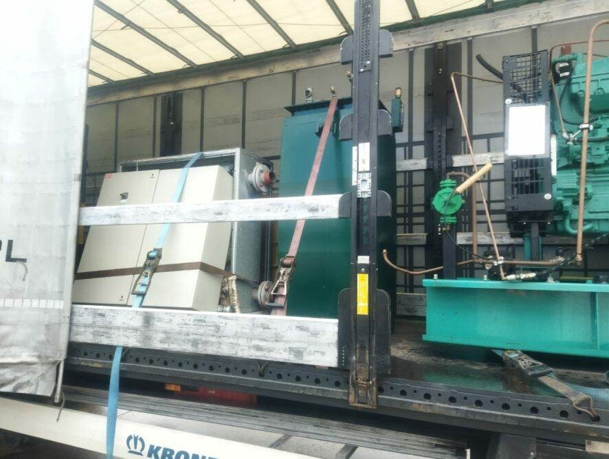 Cummins Generator Cummins C440 D5 - Gerador elétrico: foto 2 Cummins Generator Cummins C440 D5 - Gerador elétrico: foto 2