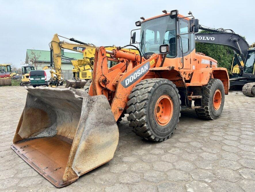 Doosan DL250 - Carregadeira de rodas: foto 2 Doosan DL250 - Carregadeira de rodas: foto 2