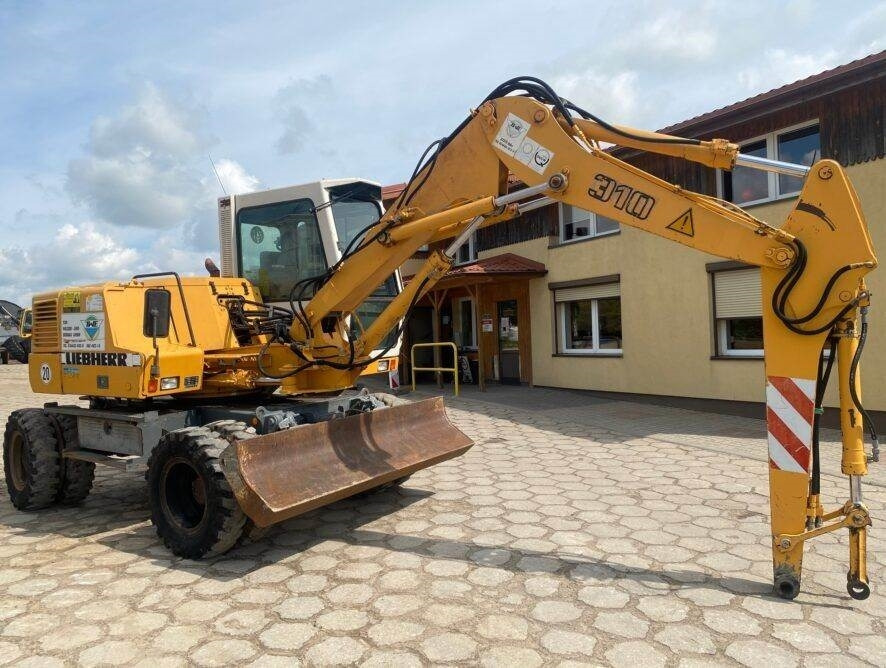 Escavadeira de rodas Liebherr A310B: foto 7