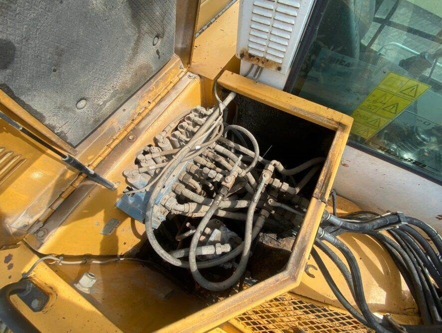 Escavadeira de rodas Liebherr A310B: foto 13
