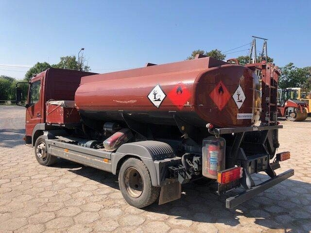 Mercedes-Benz Atego 818 5000l aircraft tank aviation airport - Caminhão tanque: foto 2 Mercedes-Benz Atego 818 5000l aircraft tank aviation airport - Caminhão tanque: foto 2