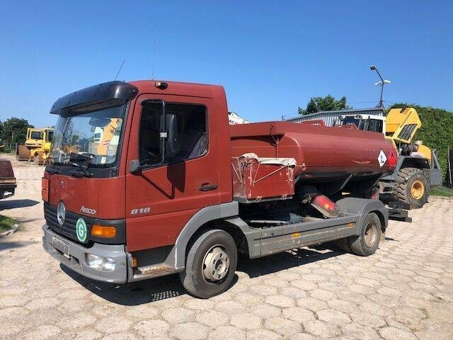 Mercedes-Benz Atego 818 5000l aircraft tank aviation airport - Caminhão tanque: foto 3 Mercedes-Benz Atego 818 5000l aircraft tank aviation airport - Caminhão tanque: foto 3