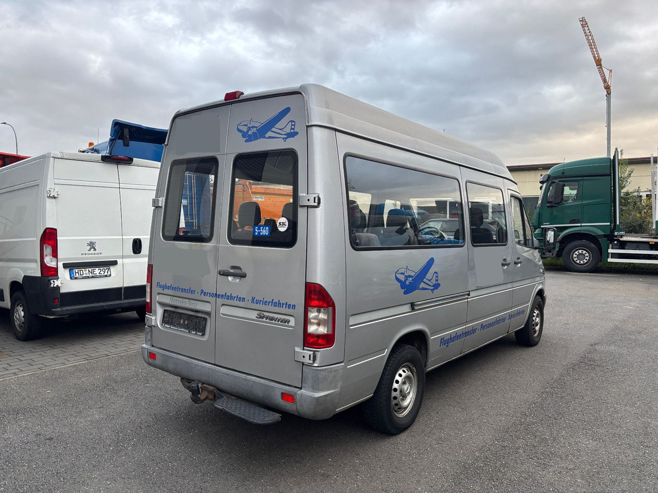 Mercedes-Benz 211 CDI 9 Sitze - Furgão de passageiros: foto 4 Mercedes-Benz 211 CDI 9 Sitze - Furgão de passageiros: foto 4