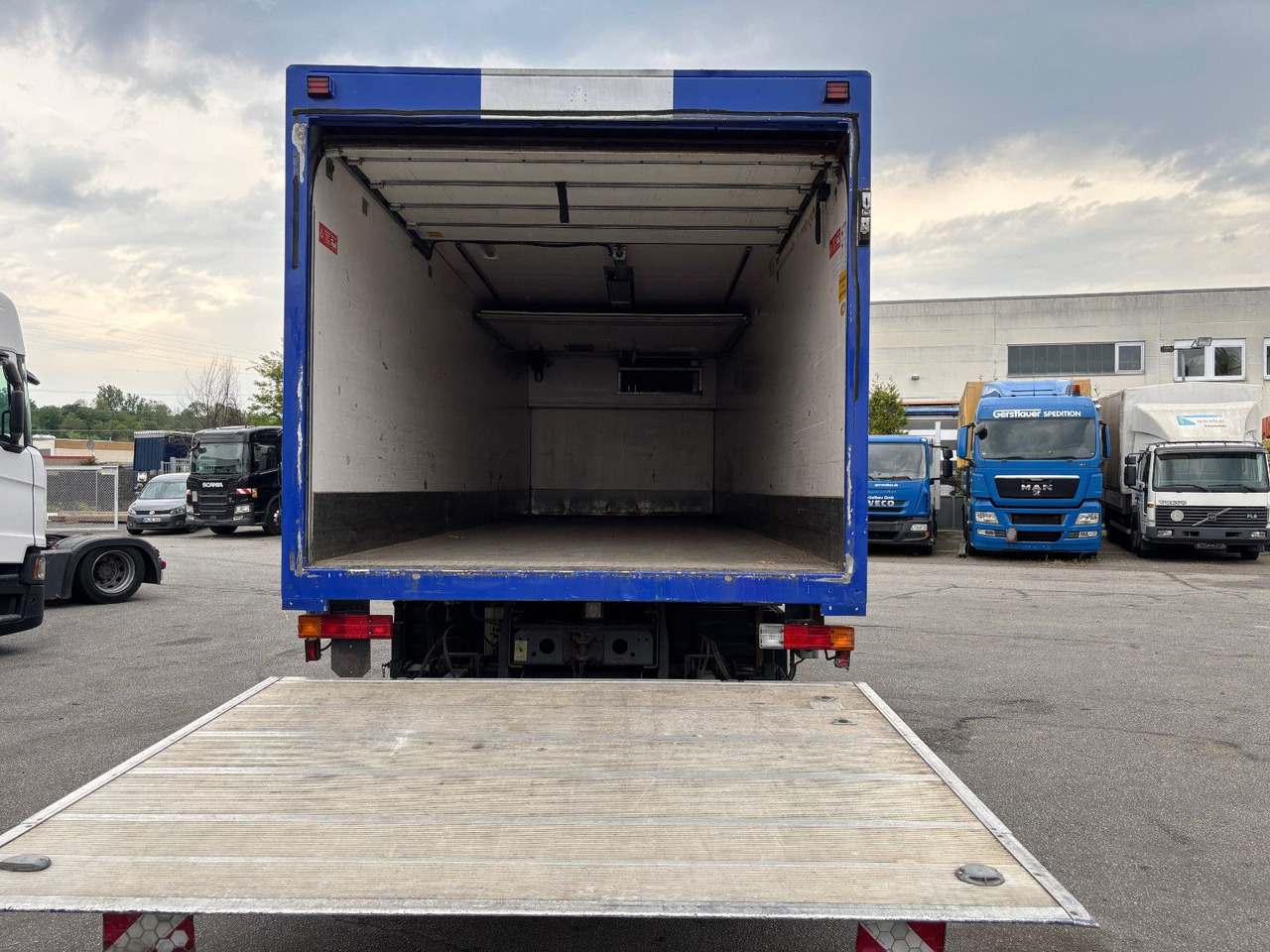 Caminhão frigorífico Mercedes-Benz 2528 L LBW/Klima/Frigoblock: foto 10