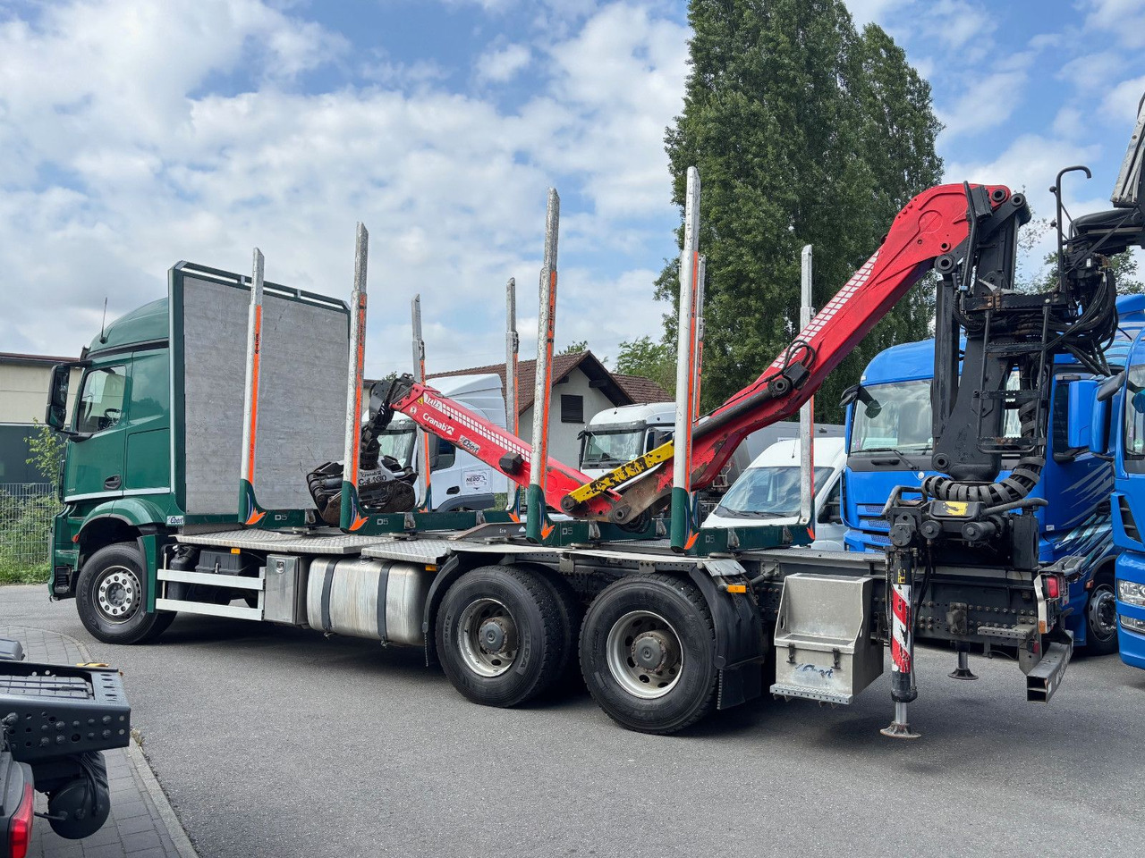 Caminhão florestal, Caminhão grua Mercedes-Benz Arocs 6x4/Kran Cranab TZ 12.2: foto 8