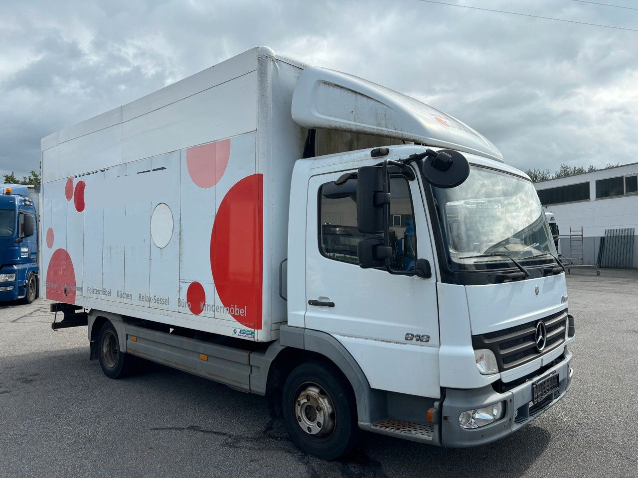 Carrinha de contentor Mercedes-Benz Atego 818 Kurze Radstand Blattfederung: foto 6