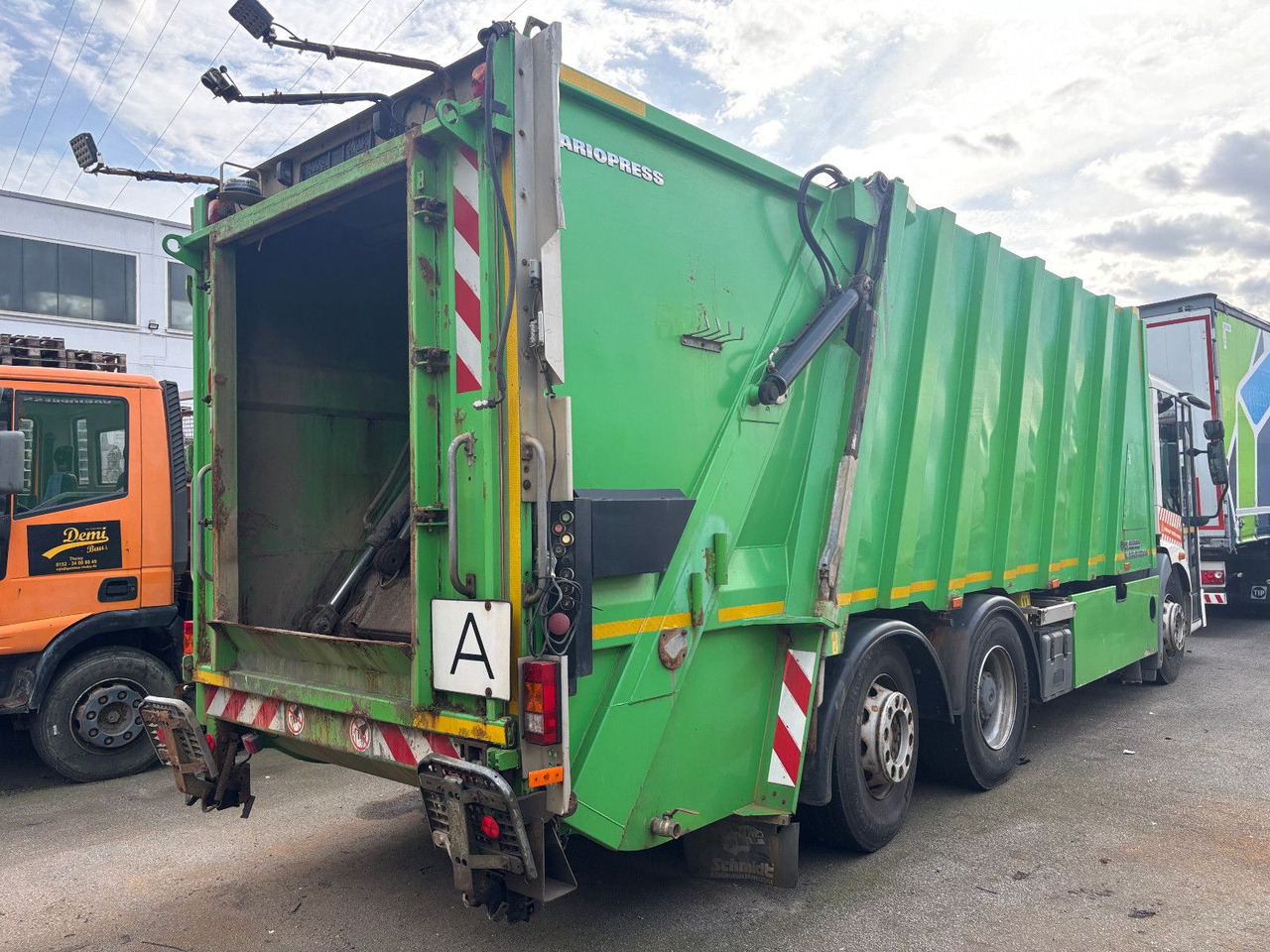 Mercedes-Benz Econic 2633 L Variopress Faun 524 EEV - Caminhão de lixo: foto 2 Mercedes-Benz Econic 2633 L Variopress Faun 524 EEV - Caminhão de lixo: foto 2