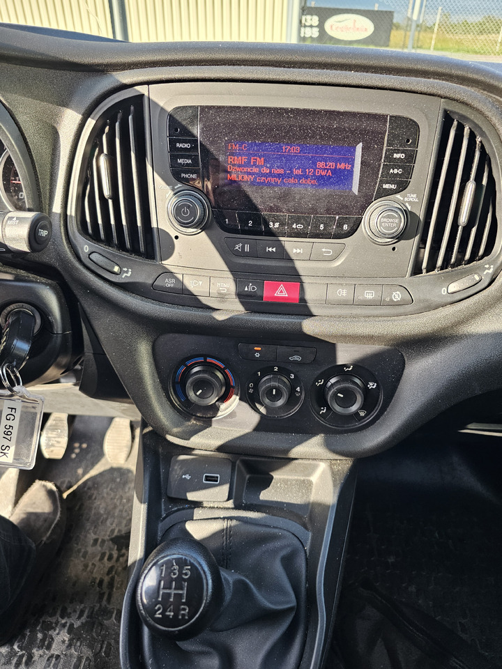 Locação de FIAT DOBLO 1.6  LONG CHLODNIA carrier  +230v  KLIMA EURO6 [ Copy ] FIAT DOBLO 1.6  LONG CHLODNIA carrier  +230v  KLIMA EURO6 [ Copy ]: foto 7