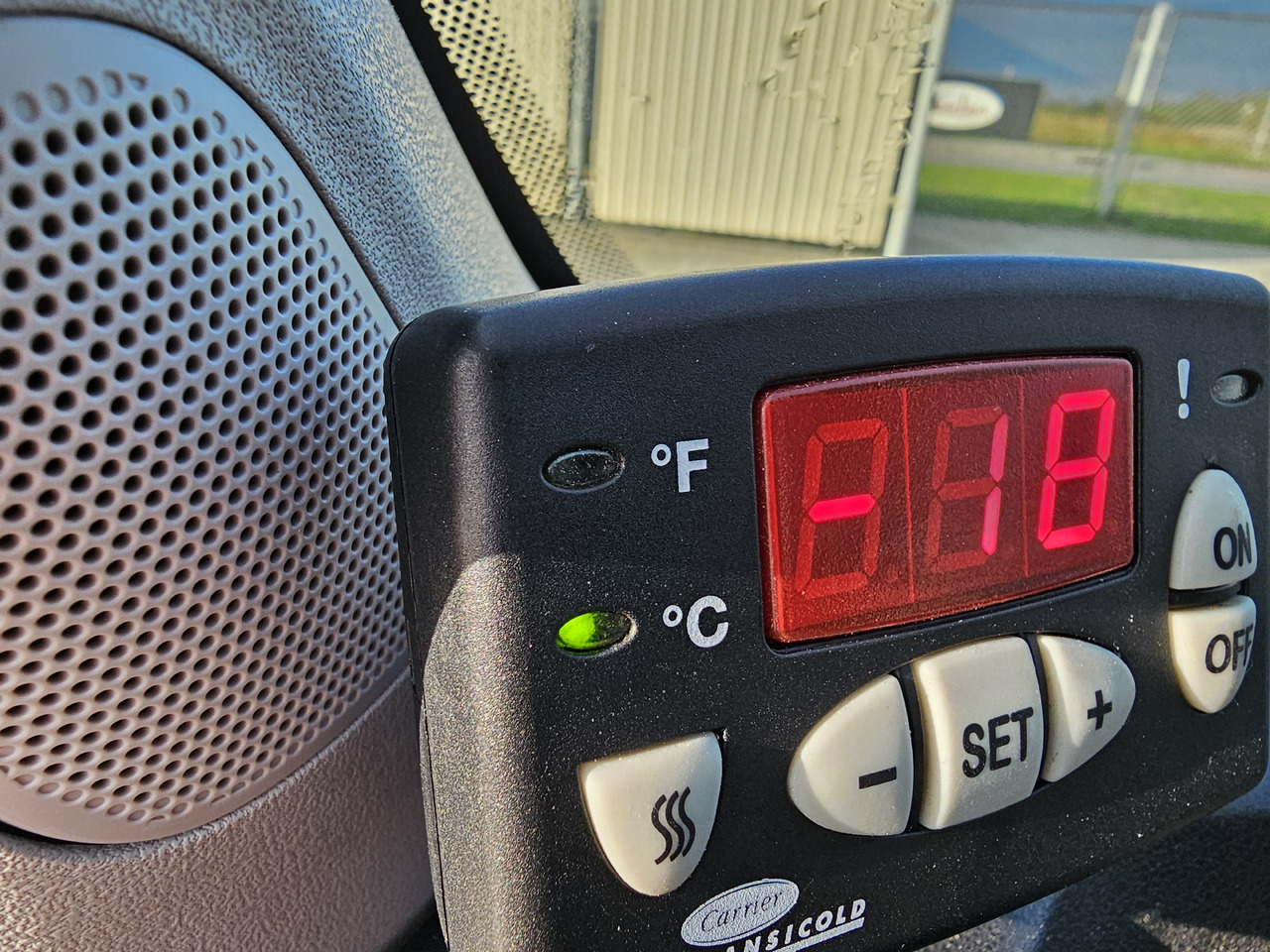 Locação de FIAT DOBLO 1.6  LONG CHLODNIA carrier  +230v  KLIMA EURO6 [ Copy ] FIAT DOBLO 1.6  LONG CHLODNIA carrier  +230v  KLIMA EURO6 [ Copy ]: foto 8