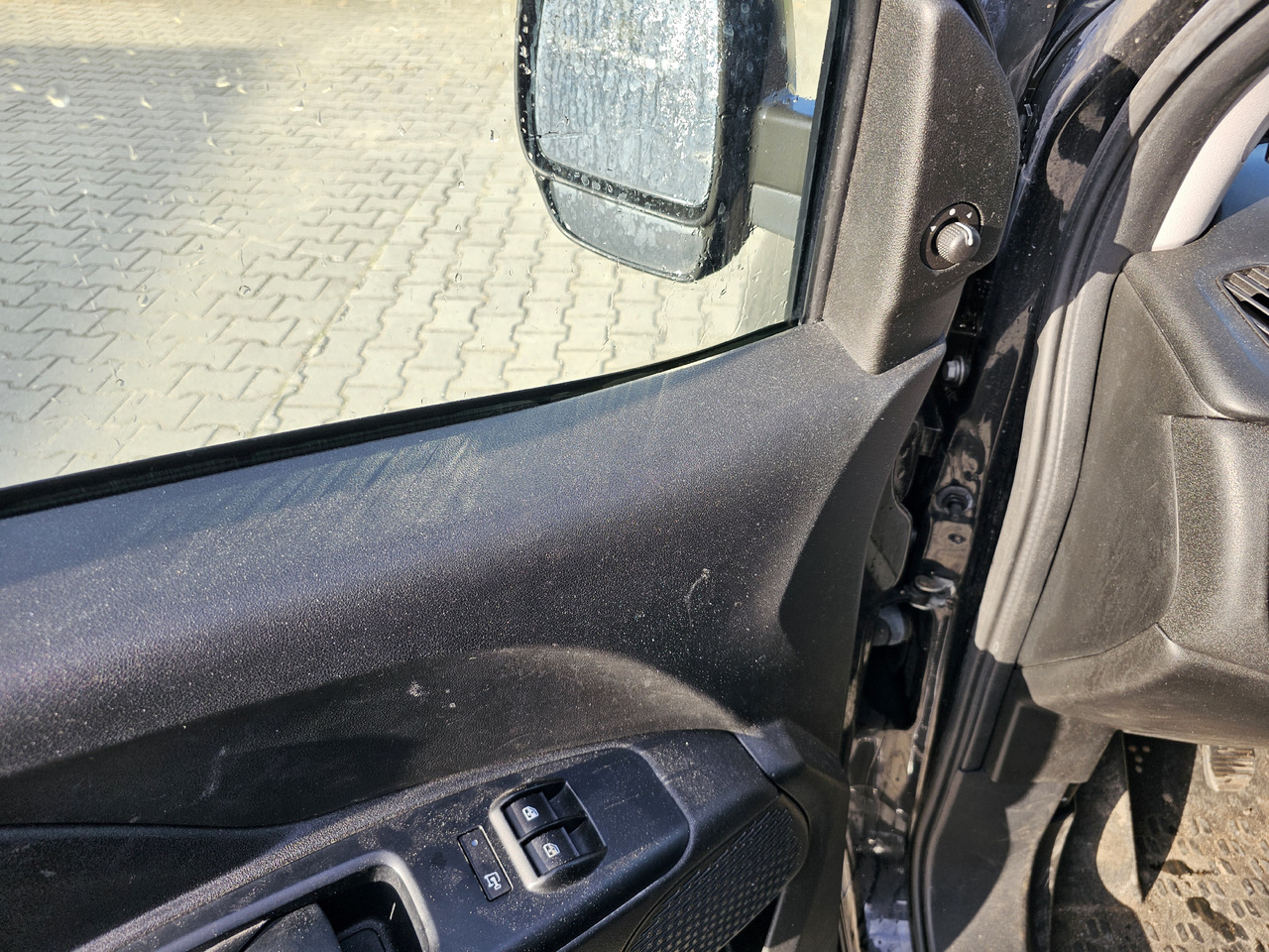 Locação de FIAT DOBLO 1.6  LONG CHLODNIA carrier  +230v  KLIMA EURO6 [ Copy ] FIAT DOBLO 1.6  LONG CHLODNIA carrier  +230v  KLIMA EURO6 [ Copy ]: foto 9