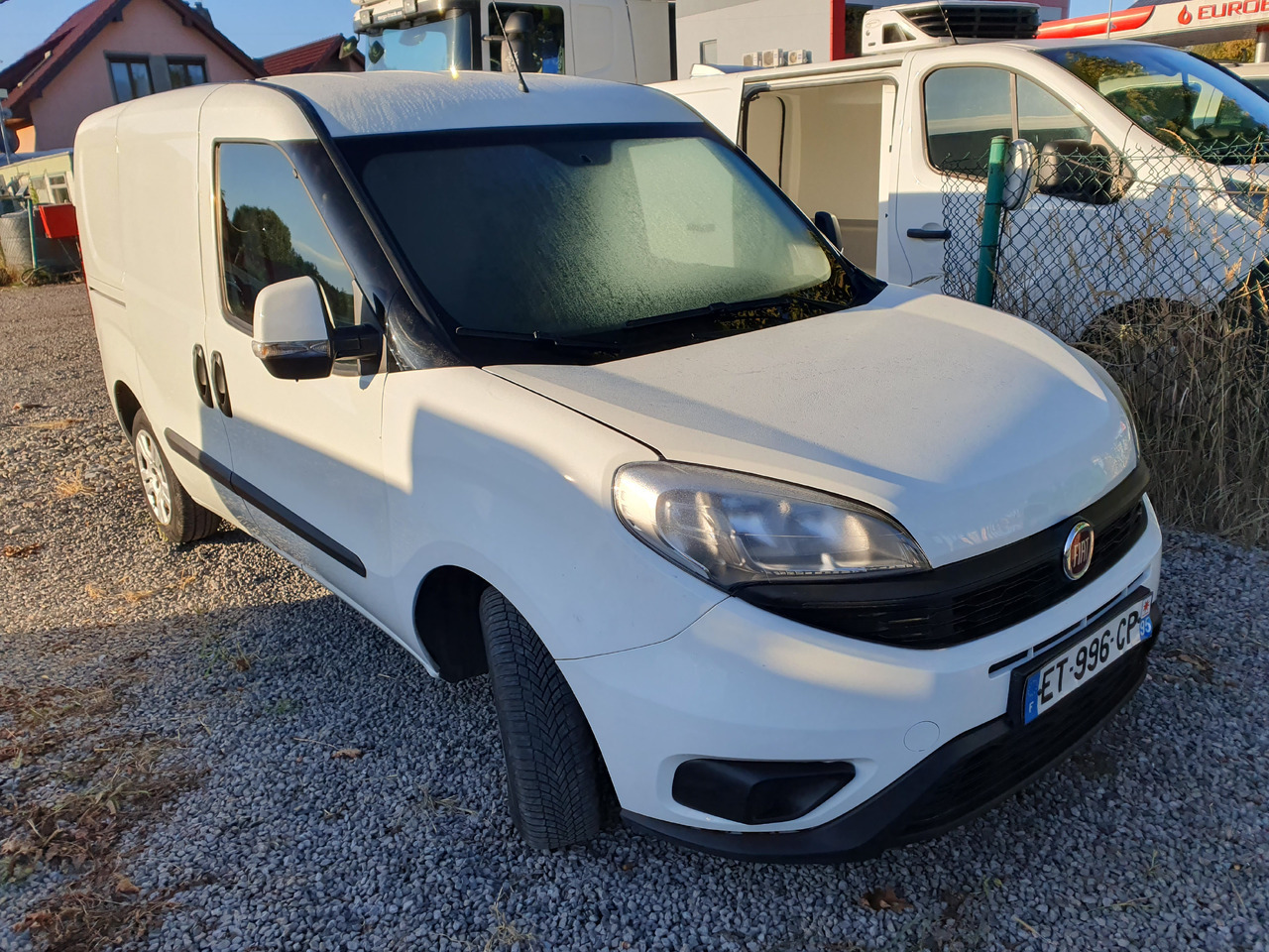 FIAT DOBLO CHLODNIA THERMOKING KLIMA EURO6 - Carrinha frigorífica: foto 2 FIAT DOBLO CHLODNIA THERMOKING KLIMA EURO6 - Carrinha frigorífica: foto 2