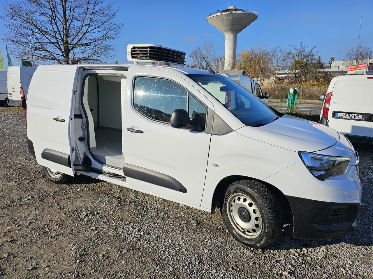 OPEL COMBO MAXI LONG CHLODNIA MROZNIA CARRIER KLIMA EURO6 - Carrinha frigorífica: foto 4 OPEL COMBO MAXI LONG CHLODNIA MROZNIA CARRIER KLIMA EURO6 - Carrinha frigorífica: foto 4