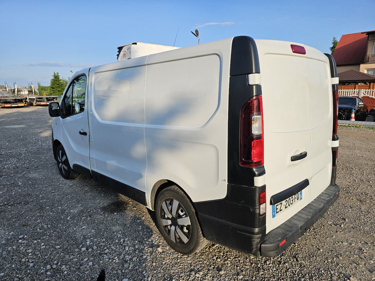 Opel VIVARO CHLODNIA CARRIER+230V CHLODZI GRZEJE KLIMA EURO6 - Carrinha frigorífica: foto 5 Opel VIVARO CHLODNIA CARRIER+230V CHLODZI GRZEJE KLIMA EURO6 - Carrinha frigorífica: foto 5
