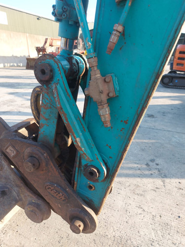 2017 Kobelco SK140SR LC-5 - Escavadeira: foto 5 2017 Kobelco SK140SR LC-5 - Escavadeira: foto 5