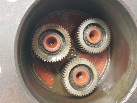 Case International 56, 44, 43, 85, 95 Zf Apl330 Front Axle Hub Plate 4472452036 - Cubo de roda de Trator: foto 3 Case International 56, 44, 43, 85, 95 Zf Apl330 Front Axle Hub Plate 4472452036 - Cubo de roda de Trator: foto 3