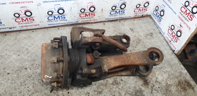 Claas Ares 826, 836 Front Axle Lhs Hub Assy 6000105446, 6000105497, 6000103811 - Cubo de roda de Trator: foto 1 Claas Ares 826, 836 Front Axle Lhs Hub Assy 6000105446, 6000105497, 6000103811 - Cubo de roda de Trator: foto 1