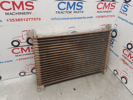 Claas Arion 500, 600 Series 640 Fuel Cooler Radiator 0021644820, 2164482 - Eixo dianteiro: foto 3 Claas Arion 500, 600 Series 640 Fuel Cooler Radiator 0021644820, 2164482 - Eixo dianteiro: foto 3