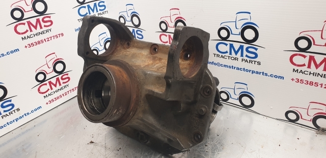 Claas Arion 640 Ares 697 Front Axle Differential Housing 0011301560 - Diferencial de Trator: foto 2 Claas Arion 640 Ares 697 Front Axle Differential Housing 0011301560 - Diferencial de Trator: foto 2