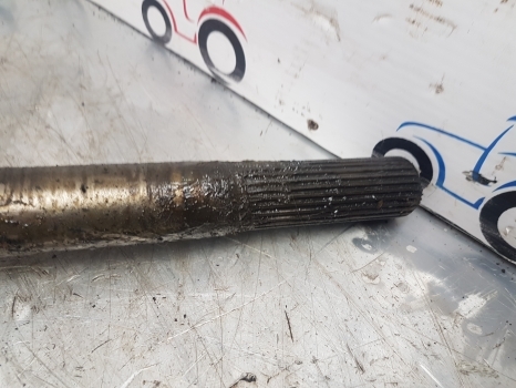 Claas Arion Ares 826, 836 Front Axle Drive Shaft Kit 6000104497, 6000104503 - Eixo cardan de Trator: foto 4 Claas Arion Ares 826, 836 Front Axle Drive Shaft Kit 6000104497, 6000104503 - Eixo cardan de Trator: foto 4